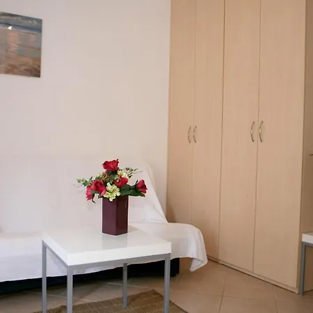 Apartment With One Bedroom In Crikvenica, With Enclosed Garden And Wifi - 200...