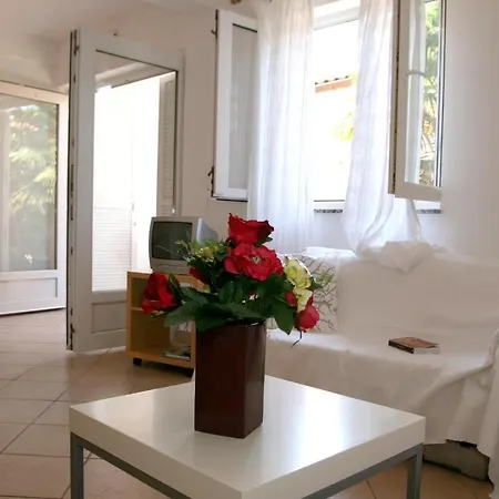 Apartment With One Bedroom In Crikvenica, With Enclosed Garden And Wifi - 200... *